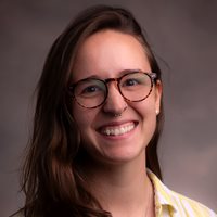 Headshot of Andresa Bresler Bezerra.