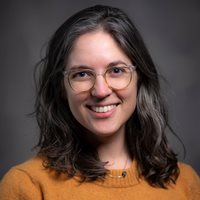 Headshot of Amanda McGrosky.