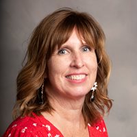 Headshot of Linda Hibbard.