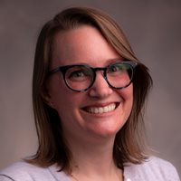 Headshot of Lynea Witczak Oldfather.