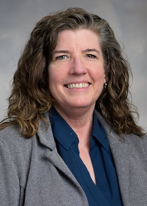 Headshot of Amy Dean