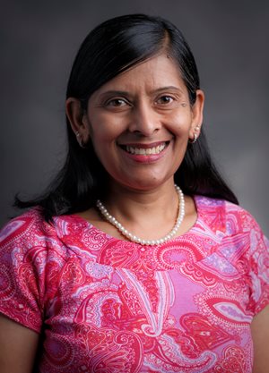 Headshot of Alice Dyer