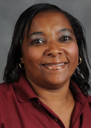 Headshot of Alice Pinnix