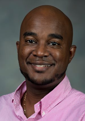 Headshot of Ben Seay