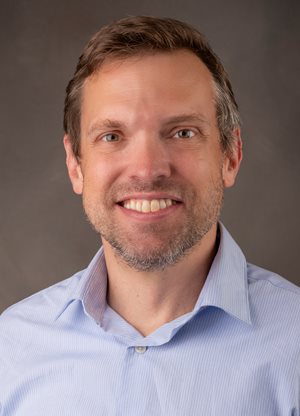 Headshot of Douglas Jurs