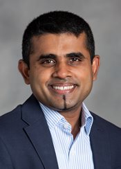 Headshot of Dinidu Karunanayake