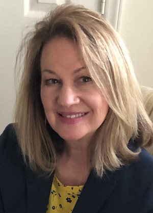 Headshot of Dianne Person