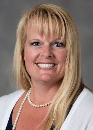Headshot of Elizabeth Bowen