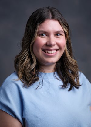 Headshot of Emily Moxon