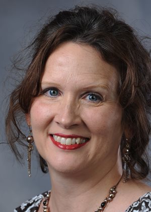 Headshot of Hallie Hogan