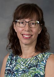 Headshot of Heidi Hollingsworth