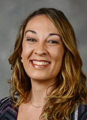 Headshot of Jen Guy Metcalf