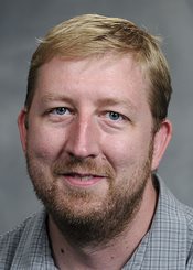 Headshot of Joel Hollingsworth