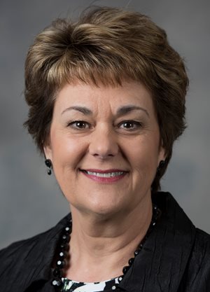 Headshot of Julie Myers