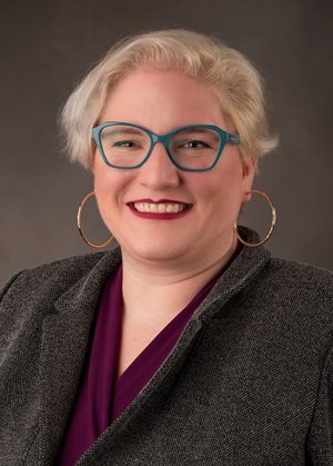 Headshot of Krista Contino Saumby