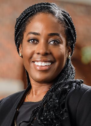 Headshot of Kari Taylor