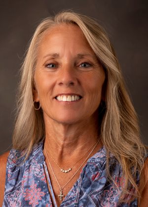 Headshot of Leslie Blank