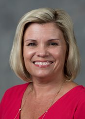 Headshot of Lesley Henry