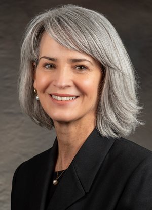 Headshot of Mindy Cyr