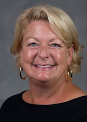 Headshot of Andrea Metts