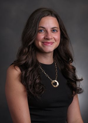 Headshot of Macy Mills