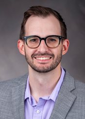 Headshot of Nicholas Bussberg
