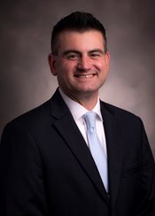 Headshot of Pat Donohue