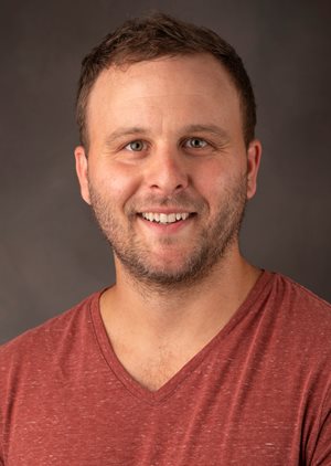 Headshot of Travis Phillips