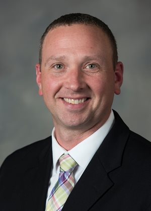 Headshot of Patrick Schwartz