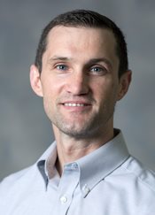 Headshot of Paul Tongsri