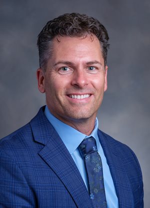 Headshot of Robert Nithman