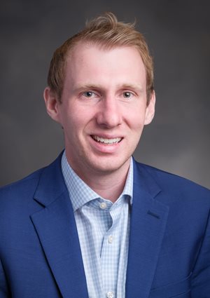 Headshot of Robert Reardon