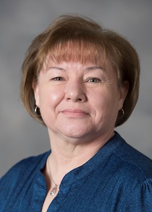 Headshot of Renie Thompson