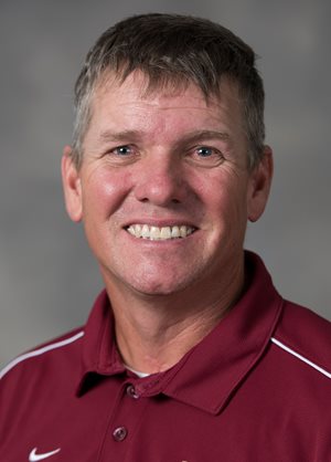 Headshot of Ryan Thornton