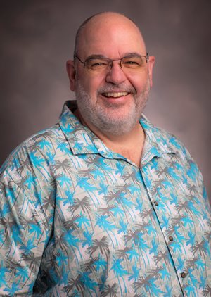 Headshot of Alan Russell