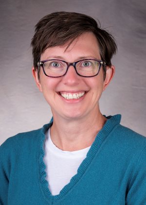 Headshot of Shannon Tennant