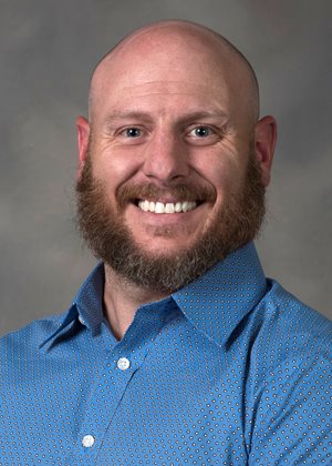 Headshot of Thomas Kerr