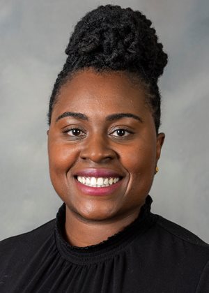 Headshot of Yanica Faustin