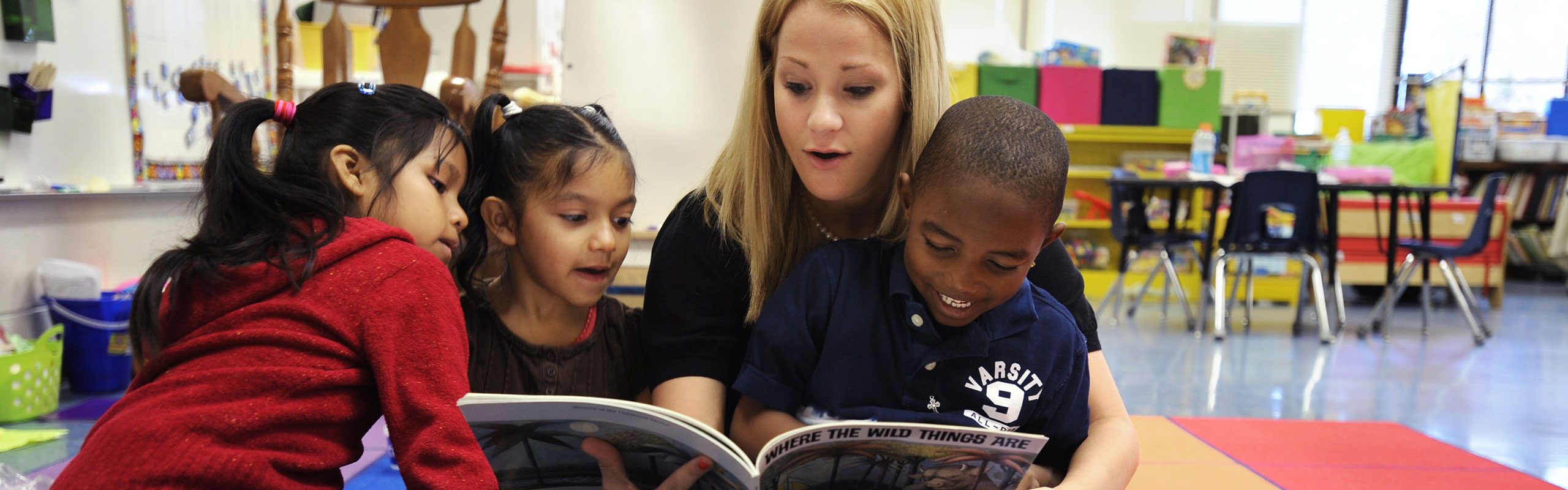 Elon student Laura Wylie '10, is student teaching in a kindergarten class at R. Homer Andrews Elementary School.